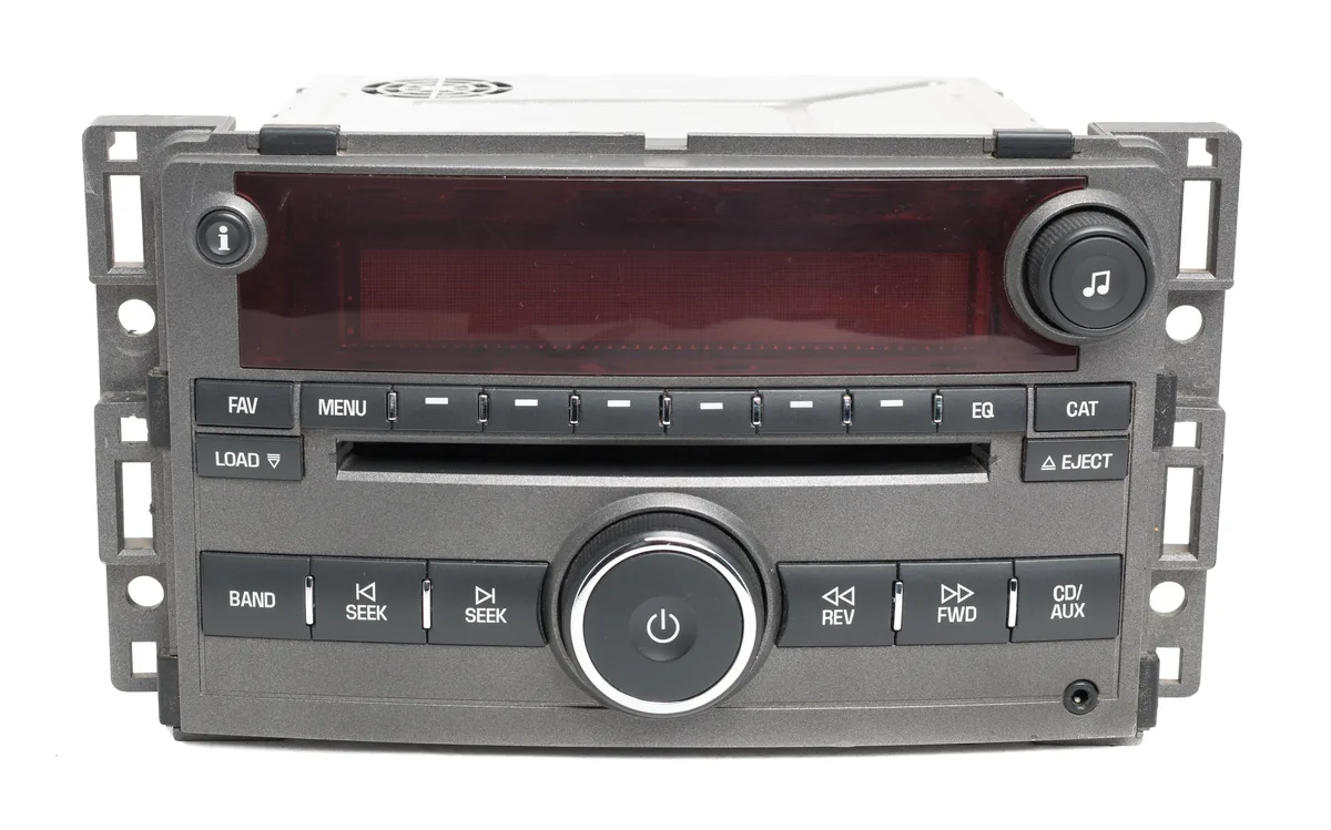 1 Factory Radio 1 Factory Radio 25779588 AM FM MP3 6 CD Receiver 2007-08 Pontiac Solstice — product photo