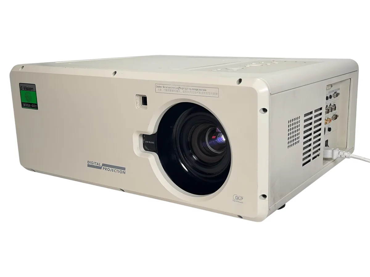 DIGITAL PROJECTION DIGITAL PROJECTION EON 6000-WXGA DLP business projector 6000 ANSI lumens 1280 x 800 — product photo