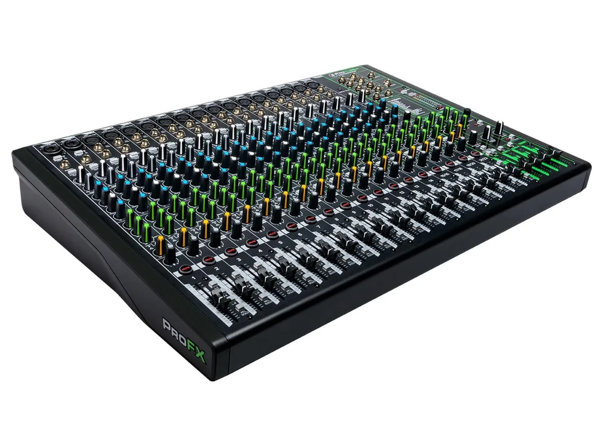 Mackie Mackie 2051303-00 22-channel audio mixer — product photo