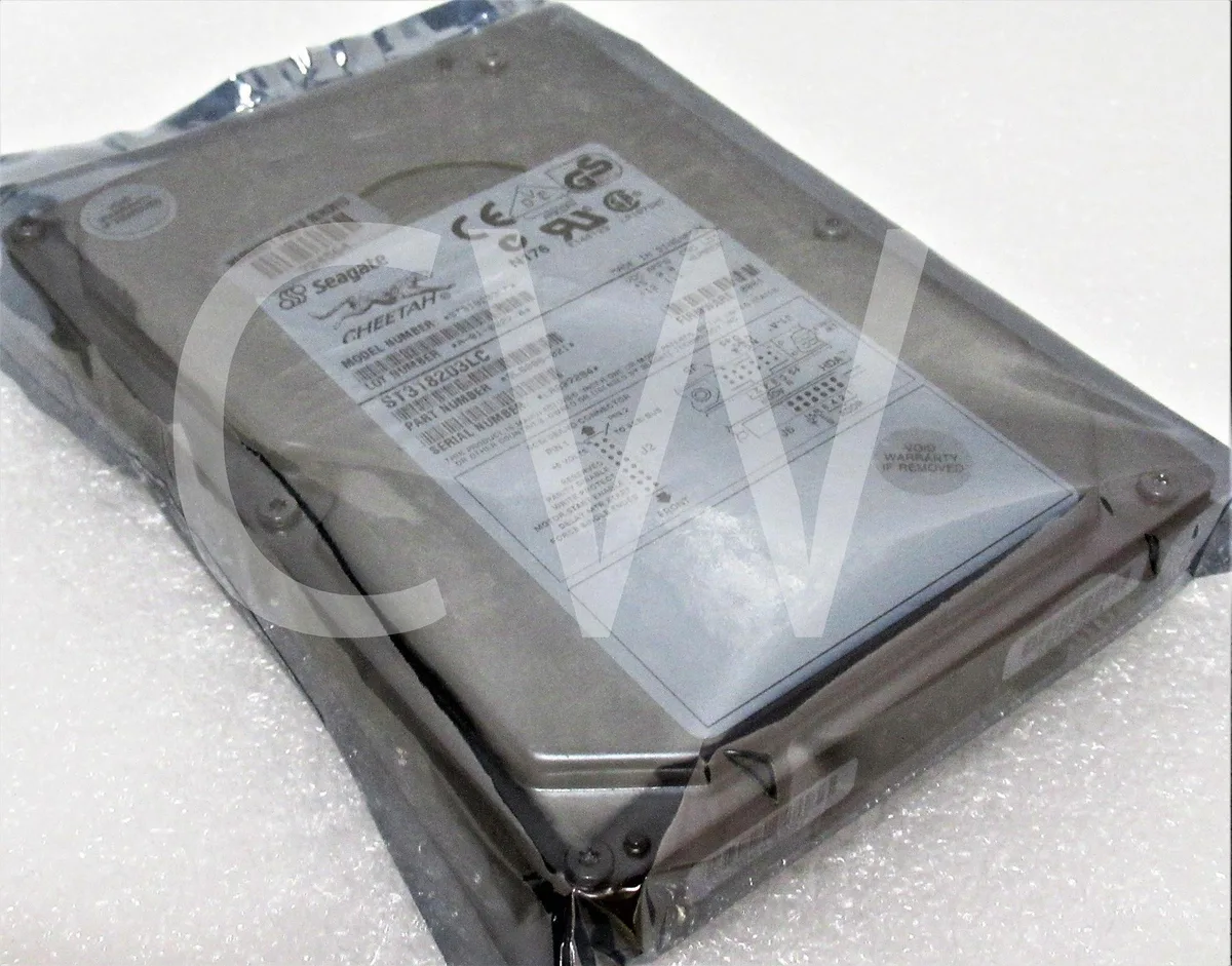 Seagate Seagate ST318203LC 18.2GB 10000RPM Ultra2 Wide SCSI 80-Pin 1MB 3.5" internal hard drive — product photo