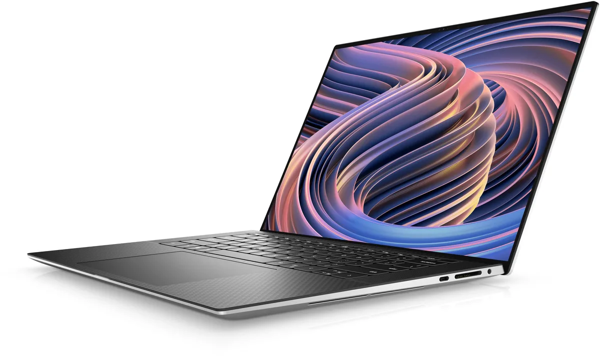 DELL DELL XPS 9520 laptop 15.6" i9-12900HK 32GB SSD 4GB RAM RTX 3050 Ti — product photo