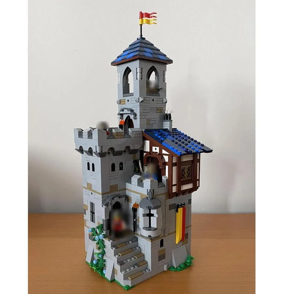 ZITIANYOUBUILD ZITIANYOUBUILD MOC-92106 Modular Castle's Keep Main Tower 1366 Parts — product photo