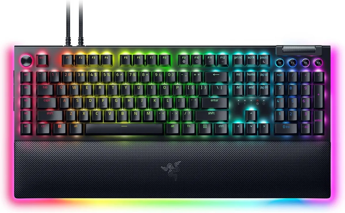 Razer USA Ltd Razer BlackWidow V4 Pro Green Switch Wired Gaming Keyboard — product photo