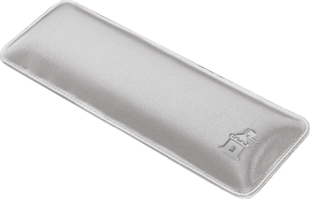 Kenuco Kenuco Bailey Compact Wrist Rest 61 Keys Stone 11.75 x 4.00 x 1.00 inches — product photo