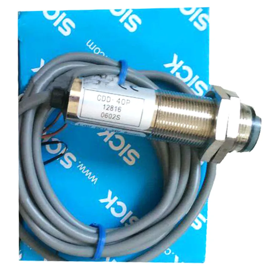 Sick Sick VL18-3F3940 Photoelectric retro-reflective sensor PNP electrician tool — product photo