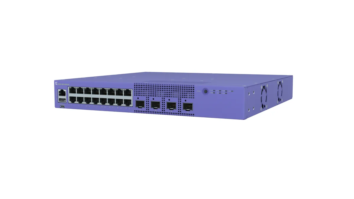 Extreme Networks Extreme Networks 532016P4XE 16-port 30W PoE network switch 4×1/10G SFP+ — product photo