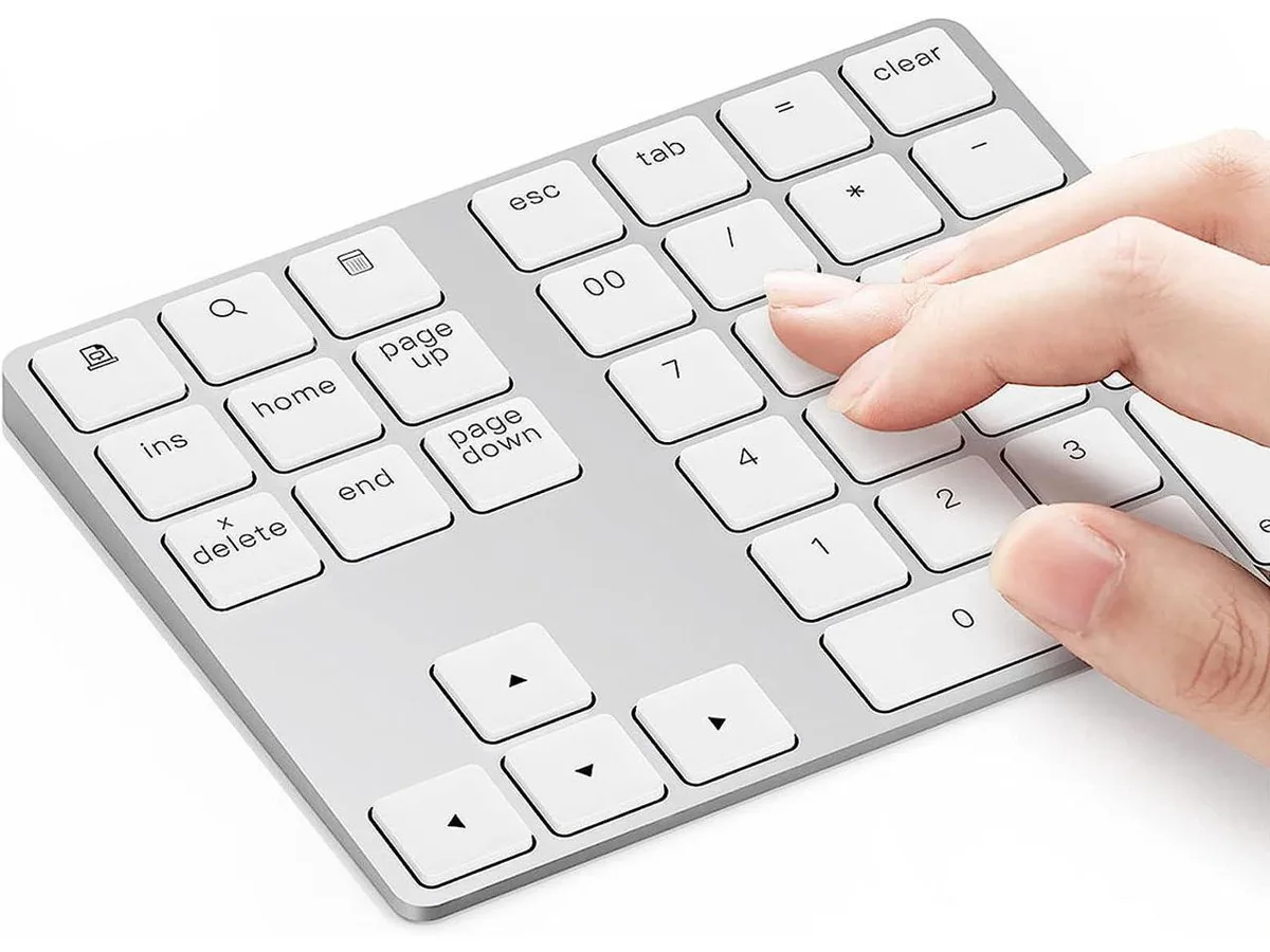 White slim aluminum Bluetooth 3.0 numeric keypad 34 keys