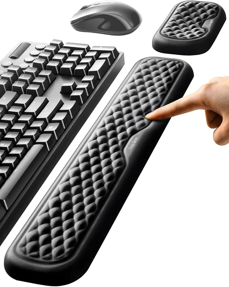 Kenuco Kenuco Wrist Rest Set Keyboard 17.32×3.15×.83 Mouse 5.94×3.15×.83 Memory Foam Lycra Silicone Base — product photo