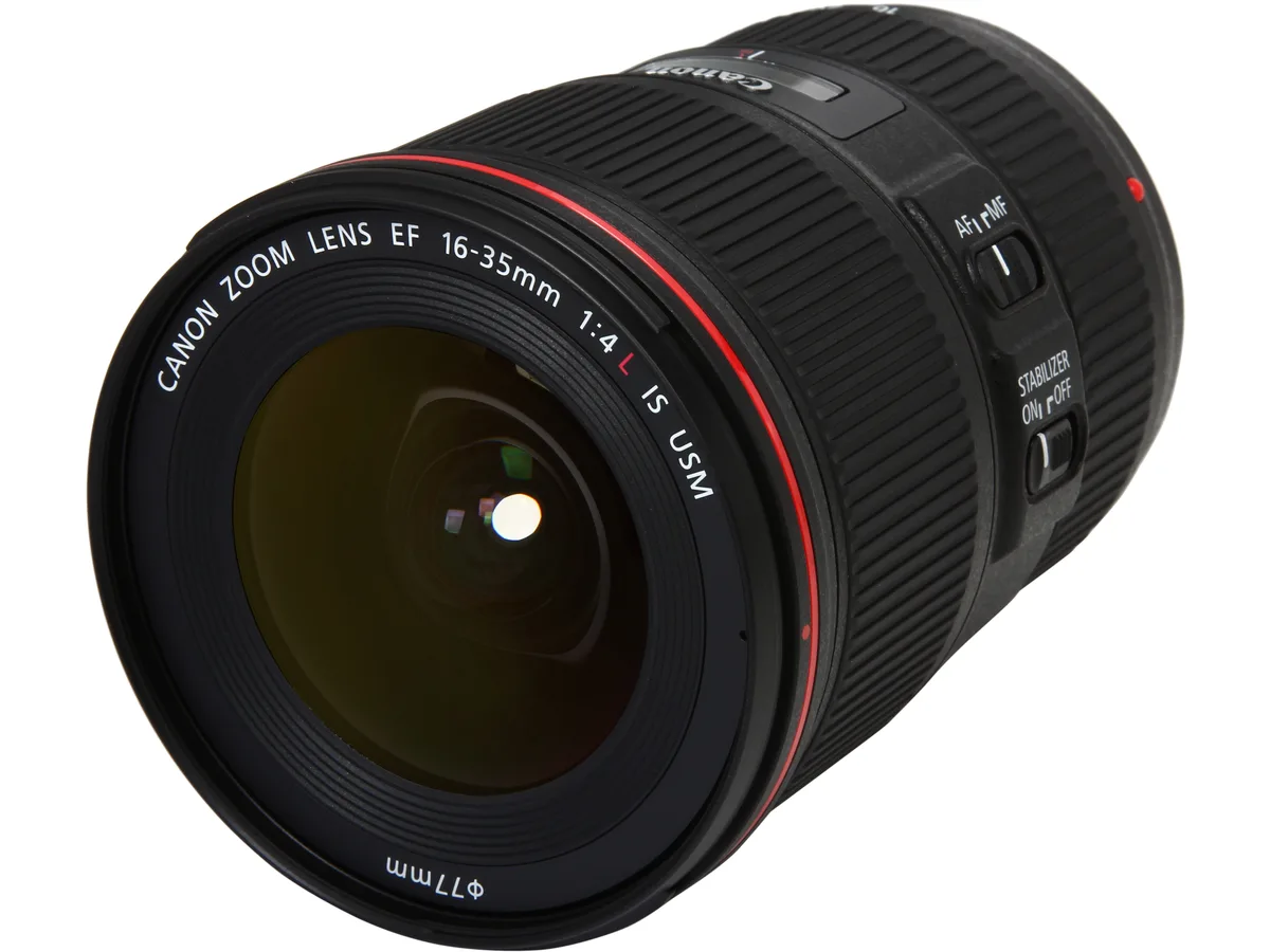Canon Canon 9518B002 EF 16-35mm f/4L IS USM camera lens — product photo