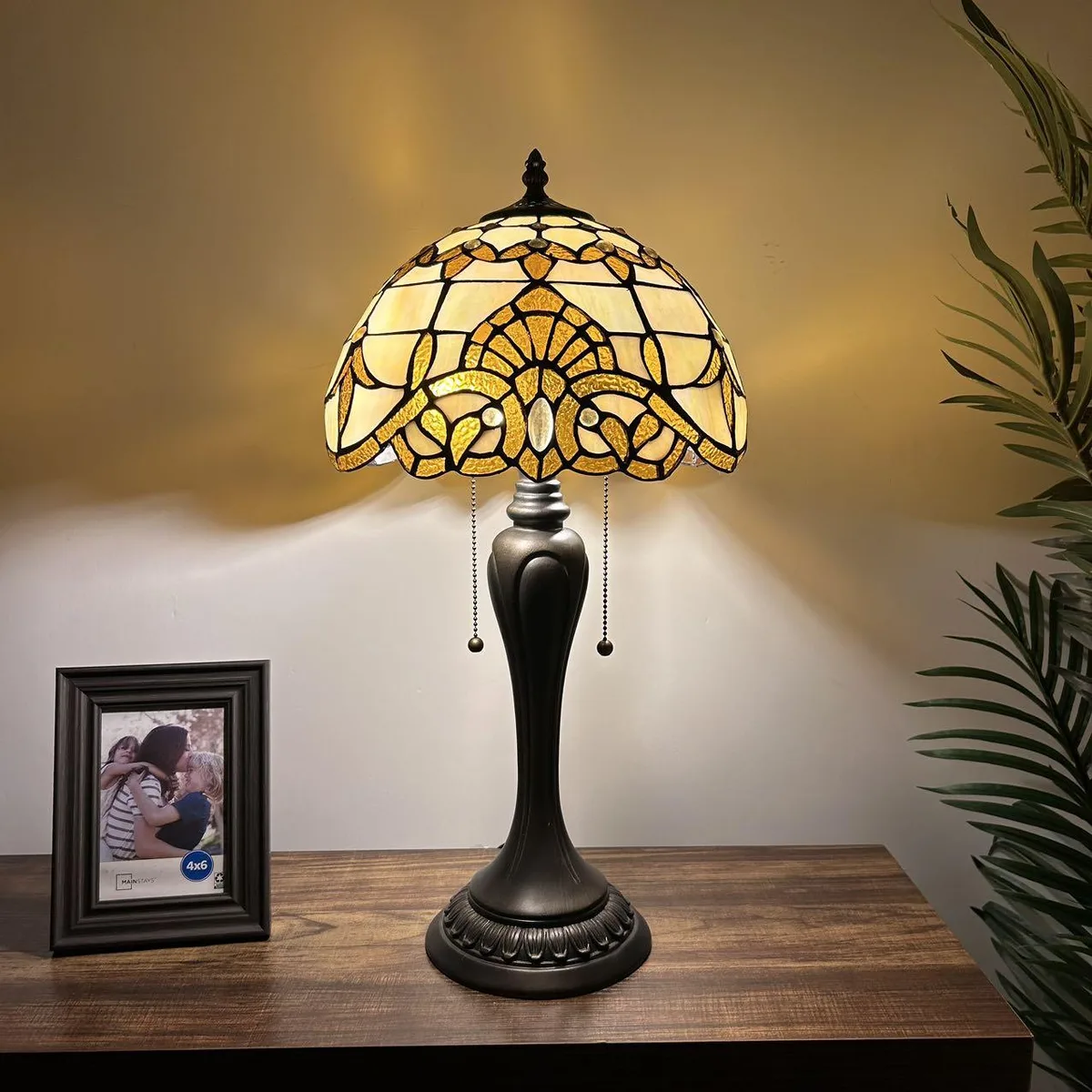 XIN CHENG TIFFANY LIGHTING XIN CHENG TIFFANY LIGHTING Tiffany Table Lamp Gold Stained Glass Baroque Lavender 12"W 22"H — product photo