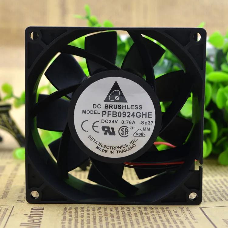 Fans Fans Delta PFB0924GHE 24V 90x90x38mm case fan — product photo