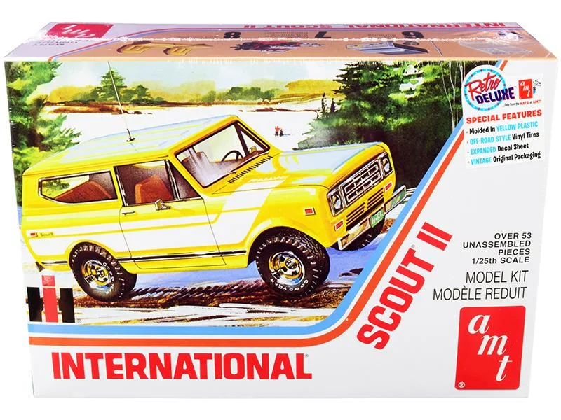 AMT AMT IH International Harvester Scout II 1/25 Scale Model Kit Skill 2 — product photo