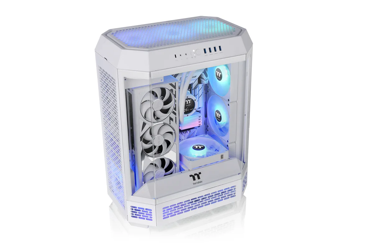 Thermaltake Thermaltake T6WT-X870-580-LCS Gaming PC Ryzen 7 9800X3D 32GB DDR5 2TB RTX 5080 16GB — product photo