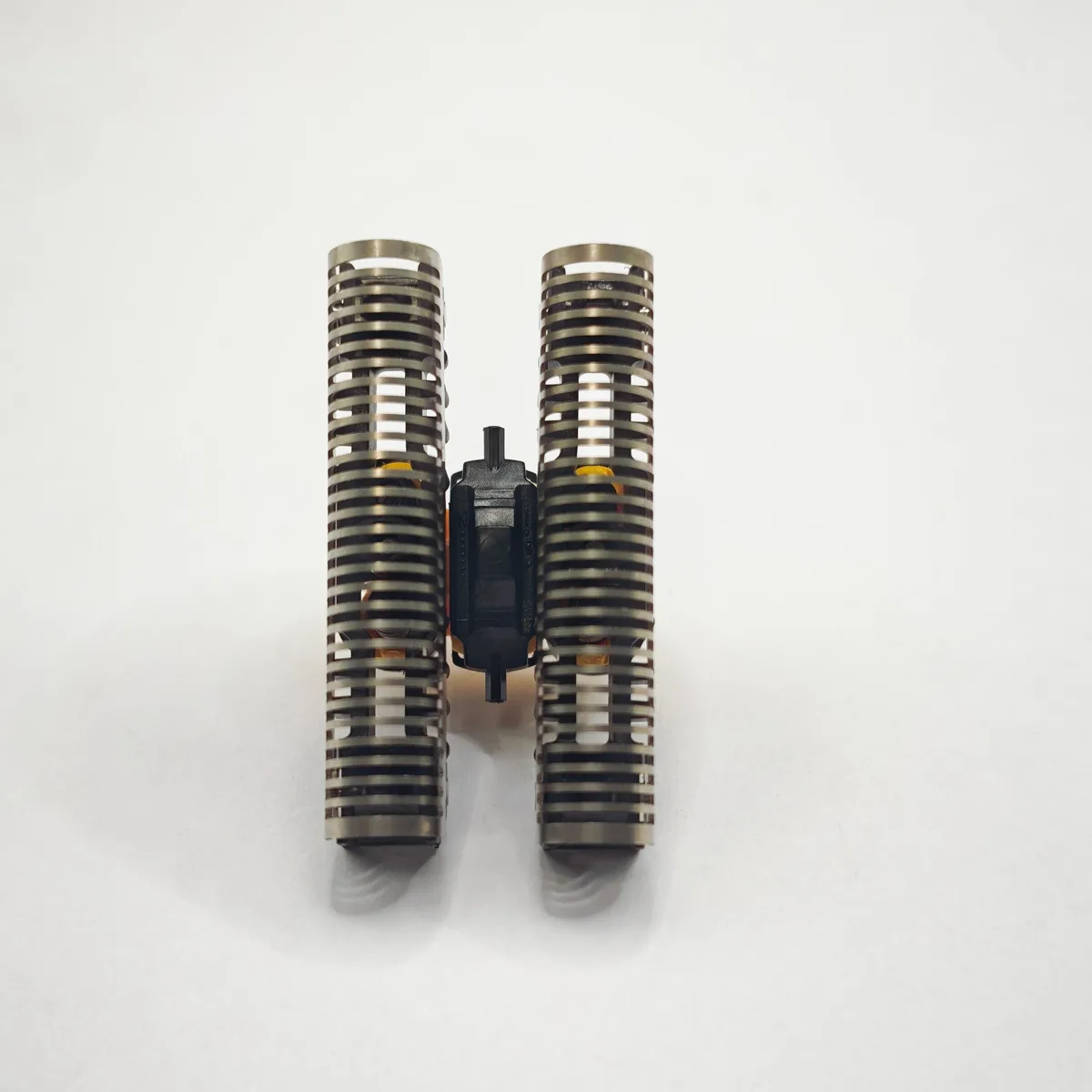 Black replacement cutter blades for Braun series shavers