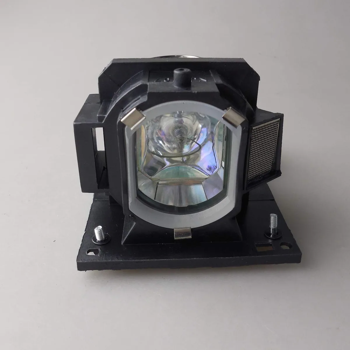 CTLAMP CTLAMP DT01491 Projector Lamp with Housing for Hitachi CP-EW250 CP-EW300 EW330N — product photo