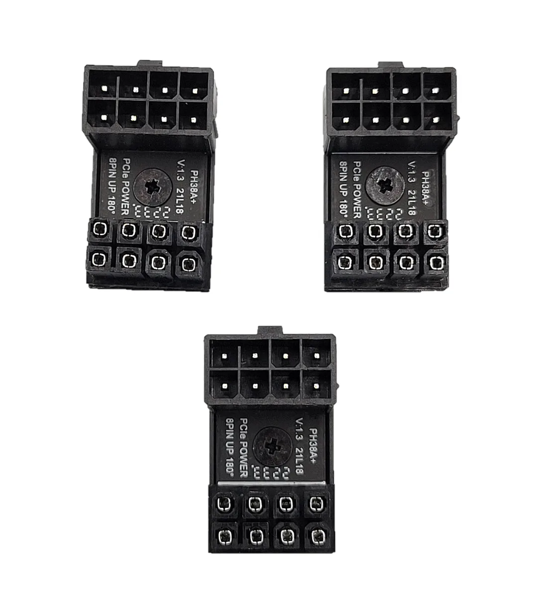Micro Connectors Micro Connectors G08-PCIESTD-3. PCIe 8-Pin 180° adapter 3-pack — product photo