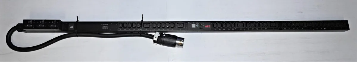 APC AP7868 208V 36-outlet Zero U rack PDU