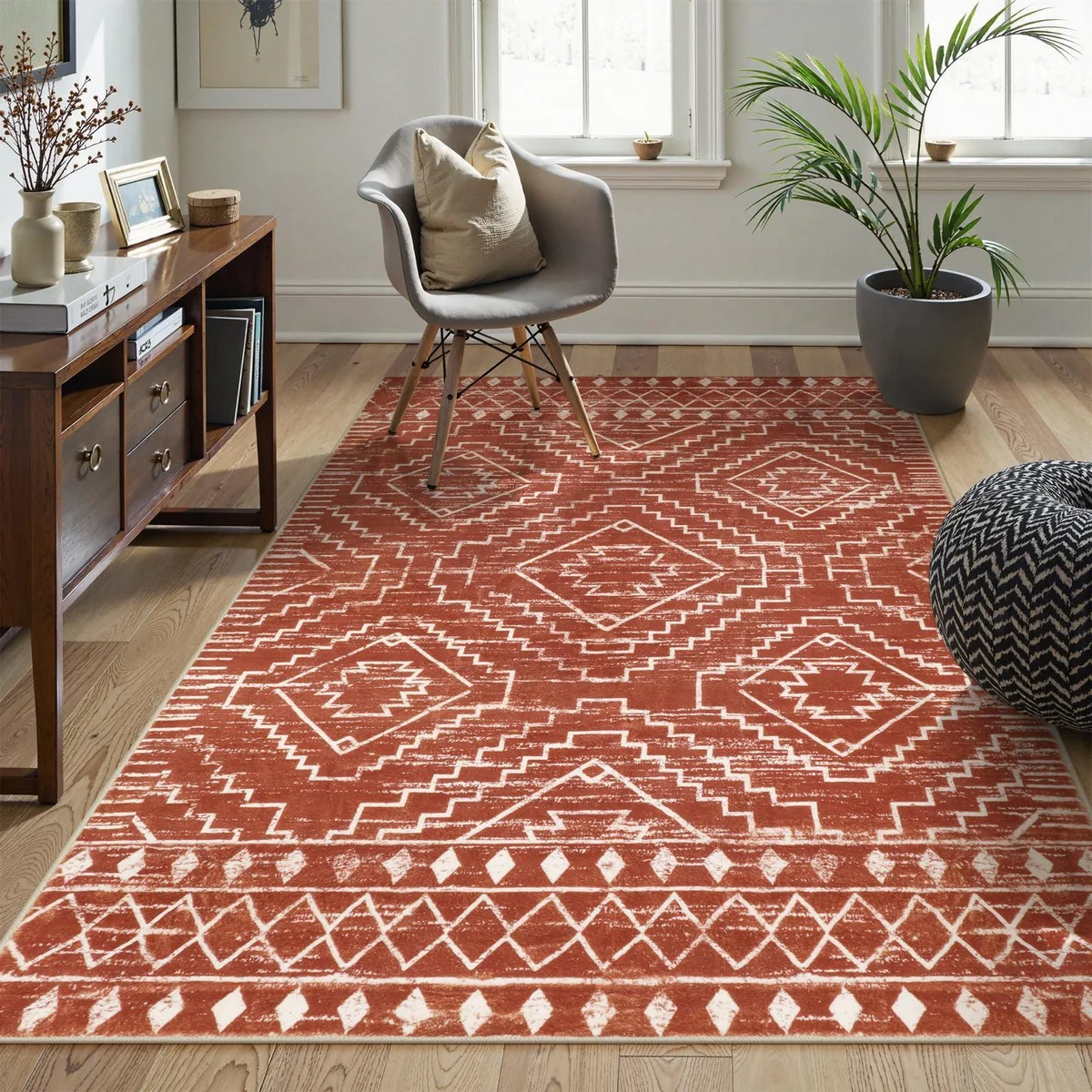 Rectangular beige off-white rug, low pile, machine-made polyester, non-slip backing