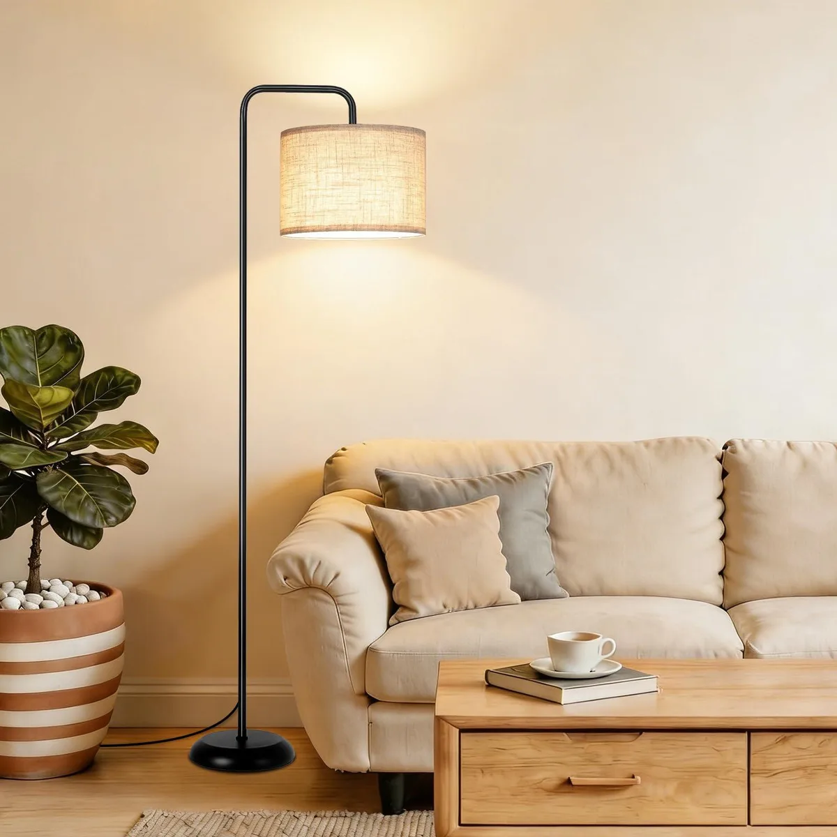  TJOY ARC Floor Lamp 12W 800lm Black — product photo