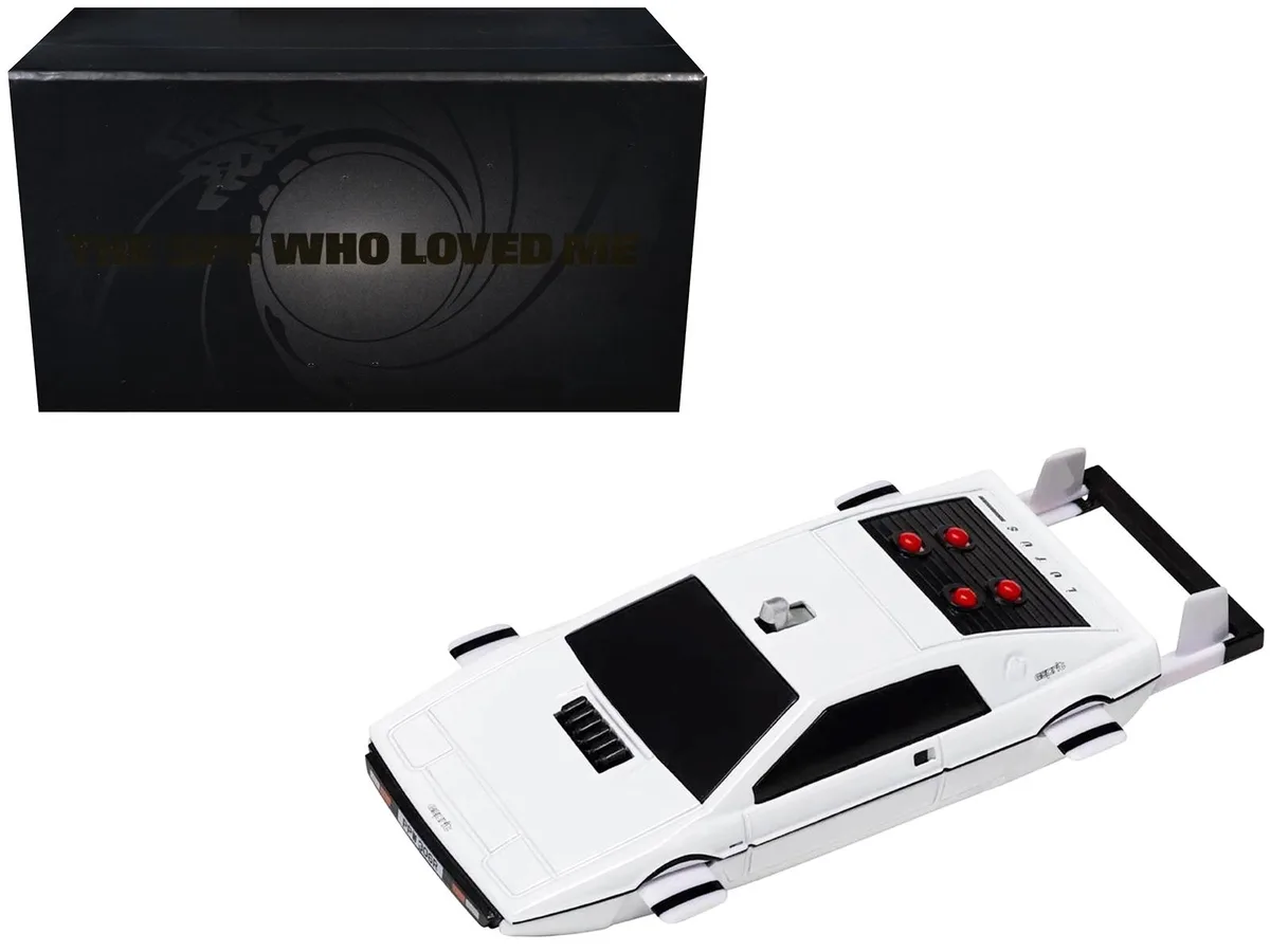 Corgi Corgi Lotus Esprit S1 Submarine White James Bond 007 "The Spy Who Loved Me" (1977) Diecast Model Car — product photo