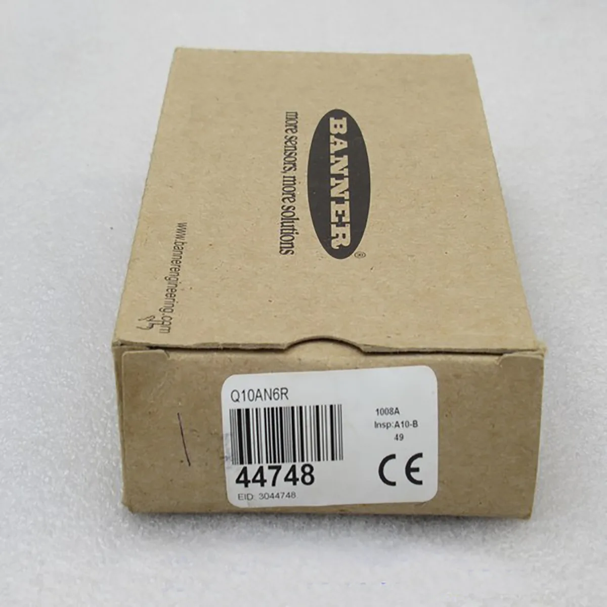 Banner Banner Q10AN6R Sensor 10-30V dc 1.8 m Range NPN Receiver — product photo