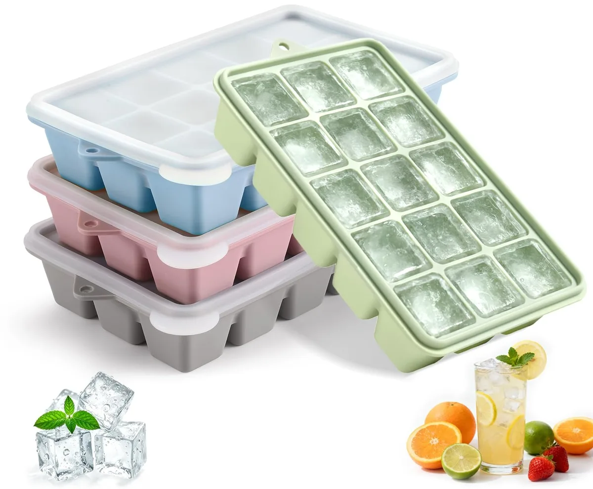 Four multicolour silicone ice cube trays with lids, stackable, 15 cubes each