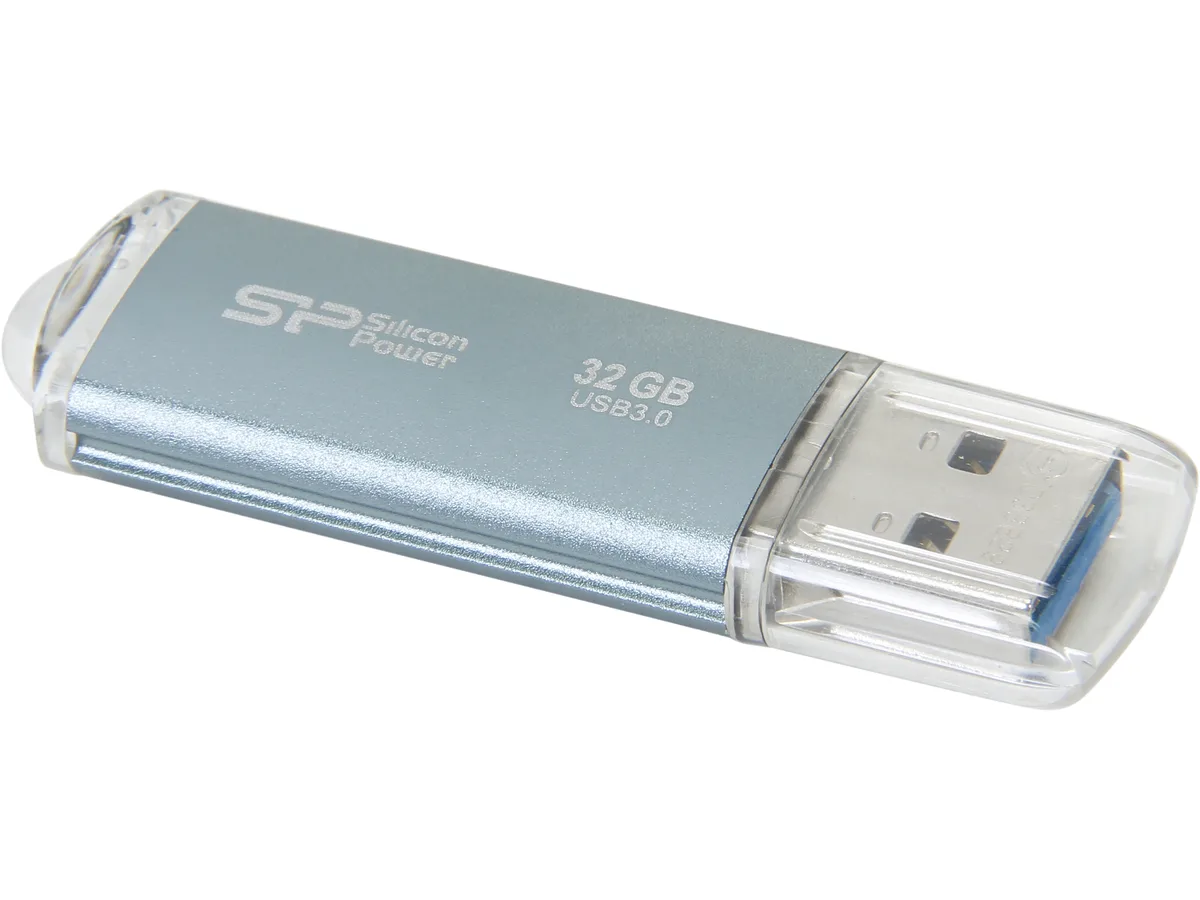 Silicon Power Silicon Power MARVEL SP032GBUF3M01V1B 32GB USB 3.0 USB flash drive — product photo