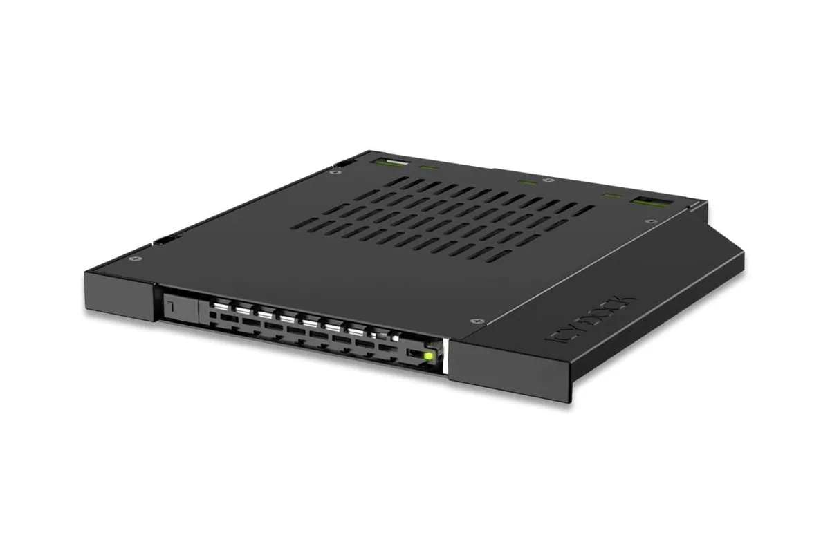LORDWORLD LORDWORLD ToughArmor MB411V4PO-2B U.2/U.3 NVMe Adapter 9.5mm ODD Bay OCuLink 4i SFF-8612 — product photo