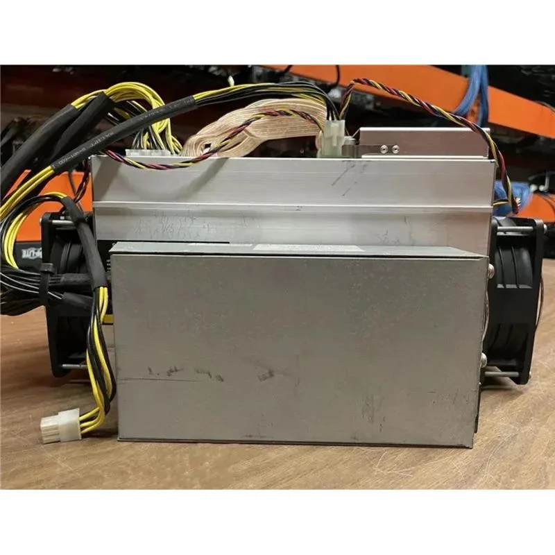 KHACHIMO KHACHIMO L3++ 580M APW3++ 1800W power supply — product photo