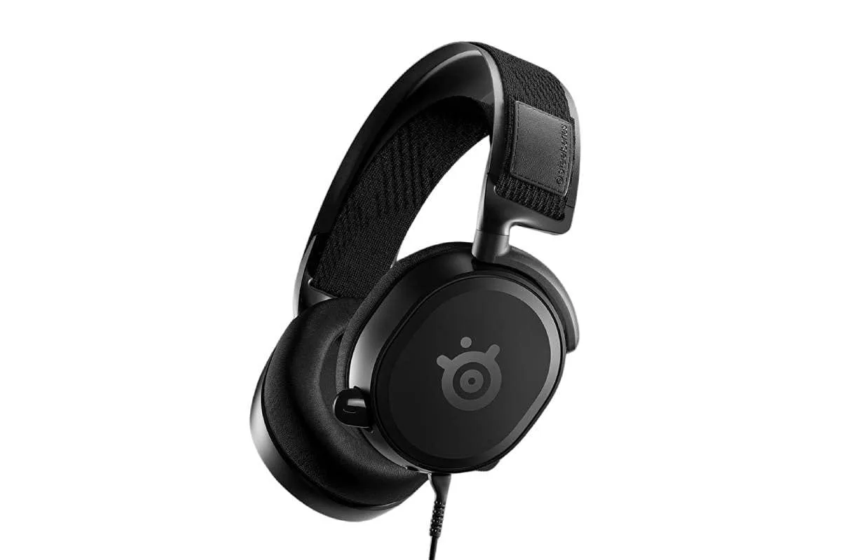Black wired gaming headset with oval leatherette ear cups and detachable boom microphone