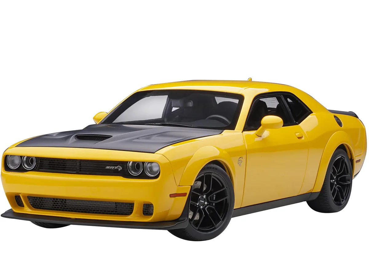 Autoart Autoart Dodge Challenger SRT Hellcat Widebody Yellow Jacket Satin Black Hood 1/18 Vehicle — product photo
