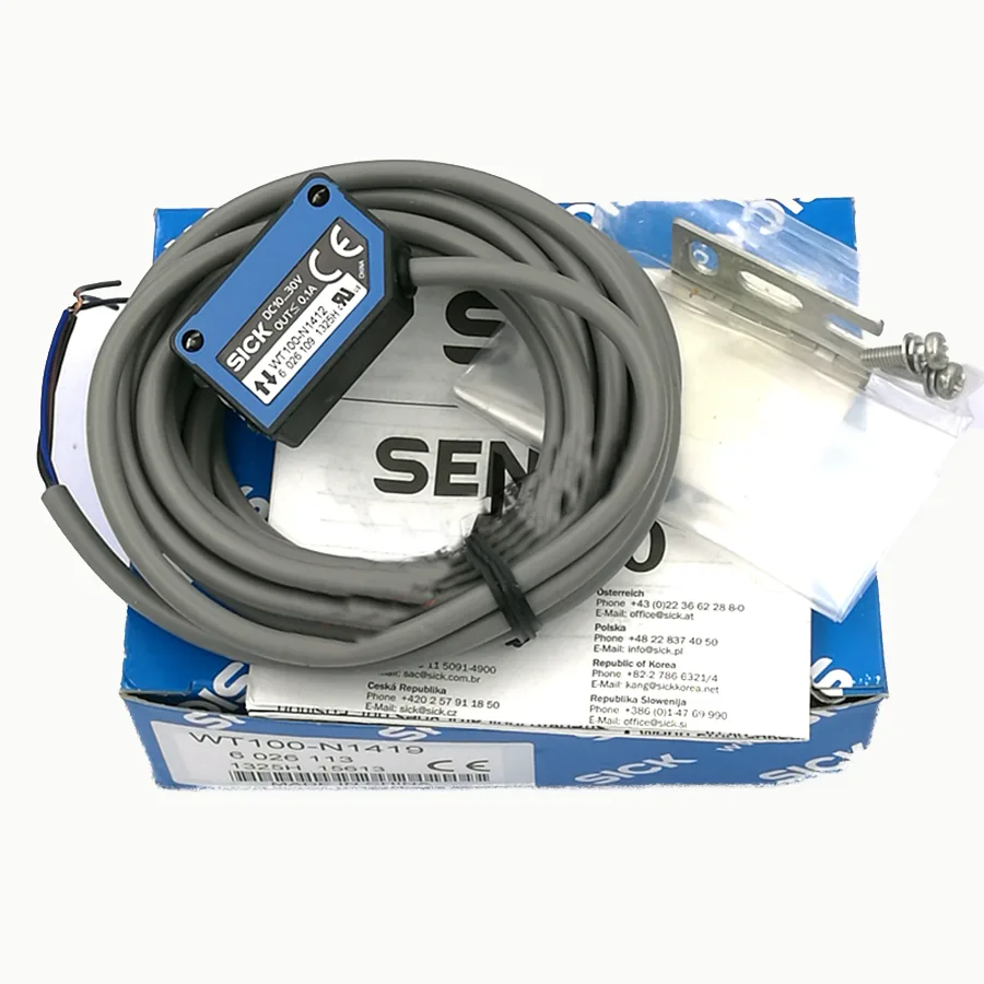Sick Sick WT100-N1412 Photoelectric Proximity Sensor NPN 10-30 V DC 100 mA 1000 Hz IP65 — product photo