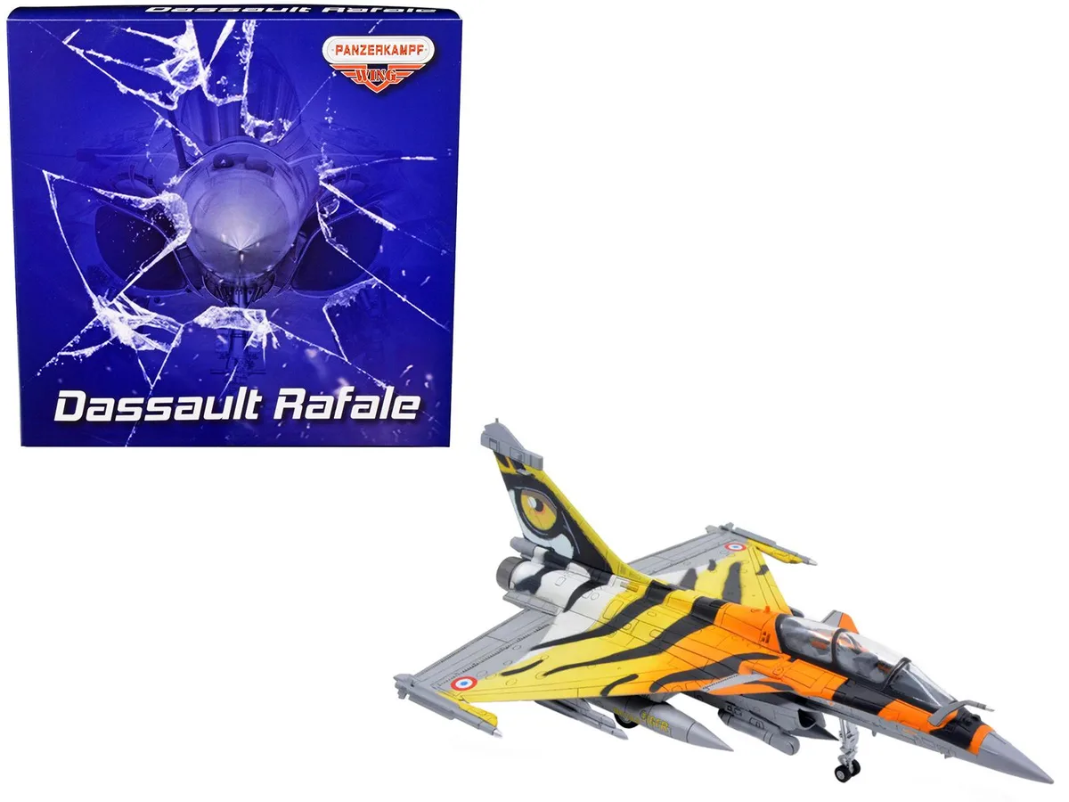 1/72 scale diecast Rafale B "Ocean Tiger" fighter jet with missile accessories and display stand