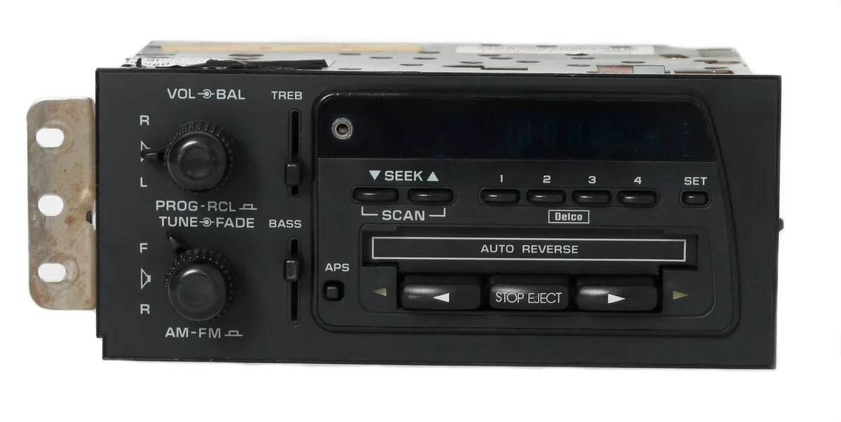 1 Factory Radio 1 Factory Radio DVD Player Entertainment System P05082005AB — product photo