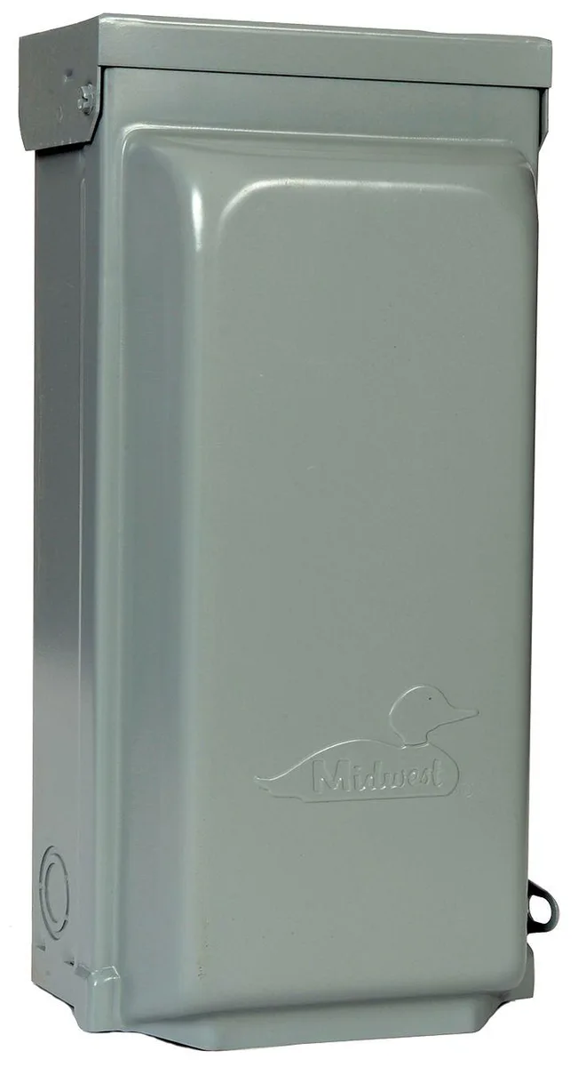 Galvanised steel fusible disconnect switch pull-out design