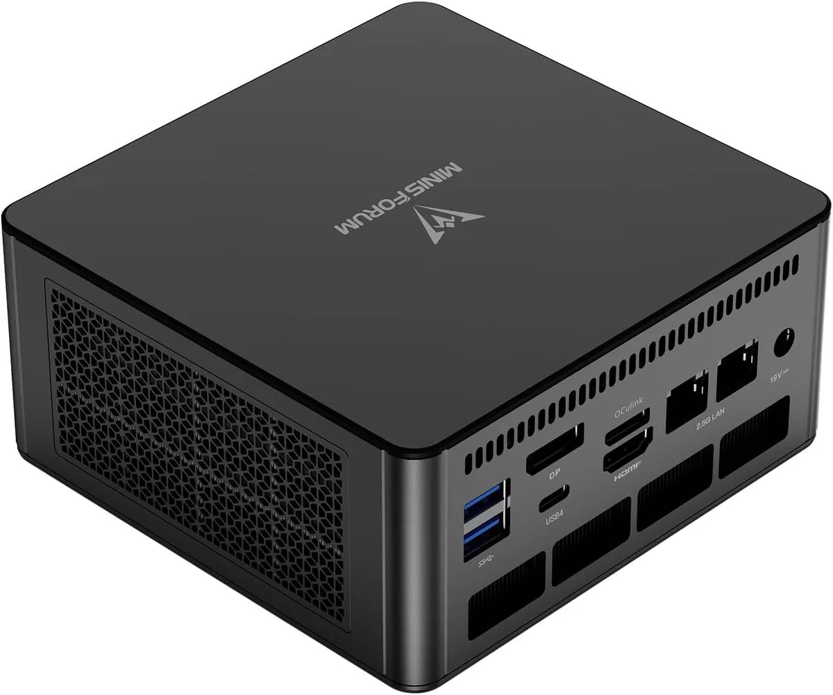 minisforum minisforum UM890 Pro barebone mini PC Ryzen 9 8945HS 32GB DDR5 2TB — product photo