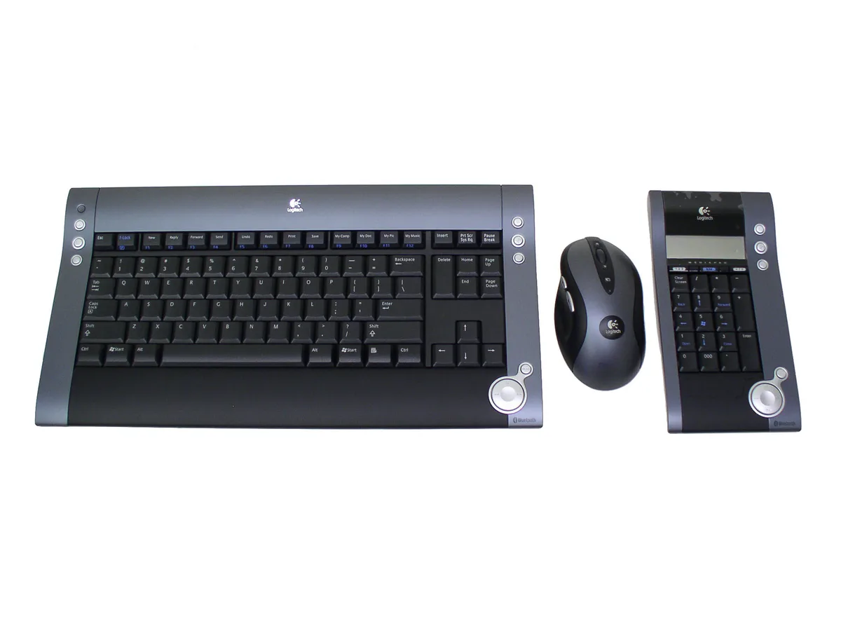 Logitech Logitech diNovo Media Desktop 967312-0403 2-Tone Keyboard — product photo
