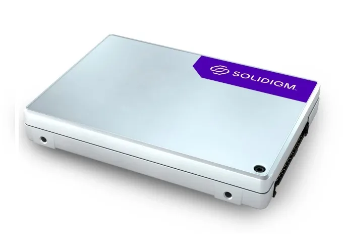 Solidigm Solidigm D5-P5336 7.68TB U.2 15mm PCIe 4.0 enterprise SSD SBFPF2BV076TOF1 — product photo