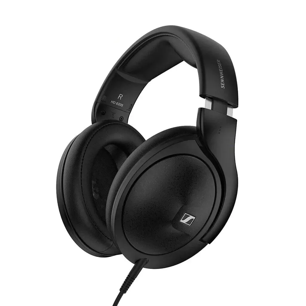 Sennheiser Sennheiser HD620S closed-back headphone 150 ohm 42 mm driver 326 g — product photo