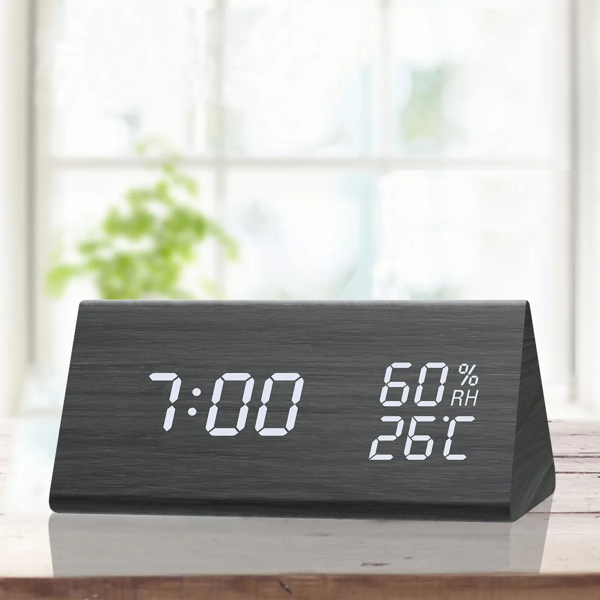 Lacquered wood digital projection clock with LED display