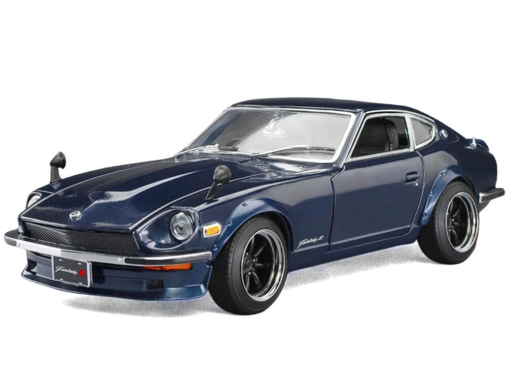 Sunstar Sunstar 1970 Nissan Fairlady Z S30 RHD Midnight Blue Metallic Asian Collectibles 1/18 Diecast Model Car — product photo
