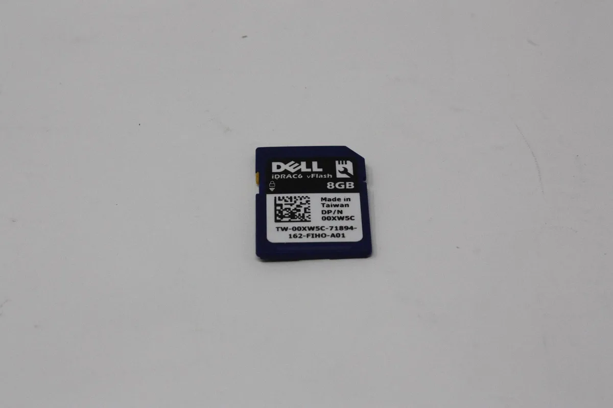 DELL DELL 0XW5C Server Accessory iDRAC vFlash 8GB SD Card Class 10 R620 R630 T410 — product photo