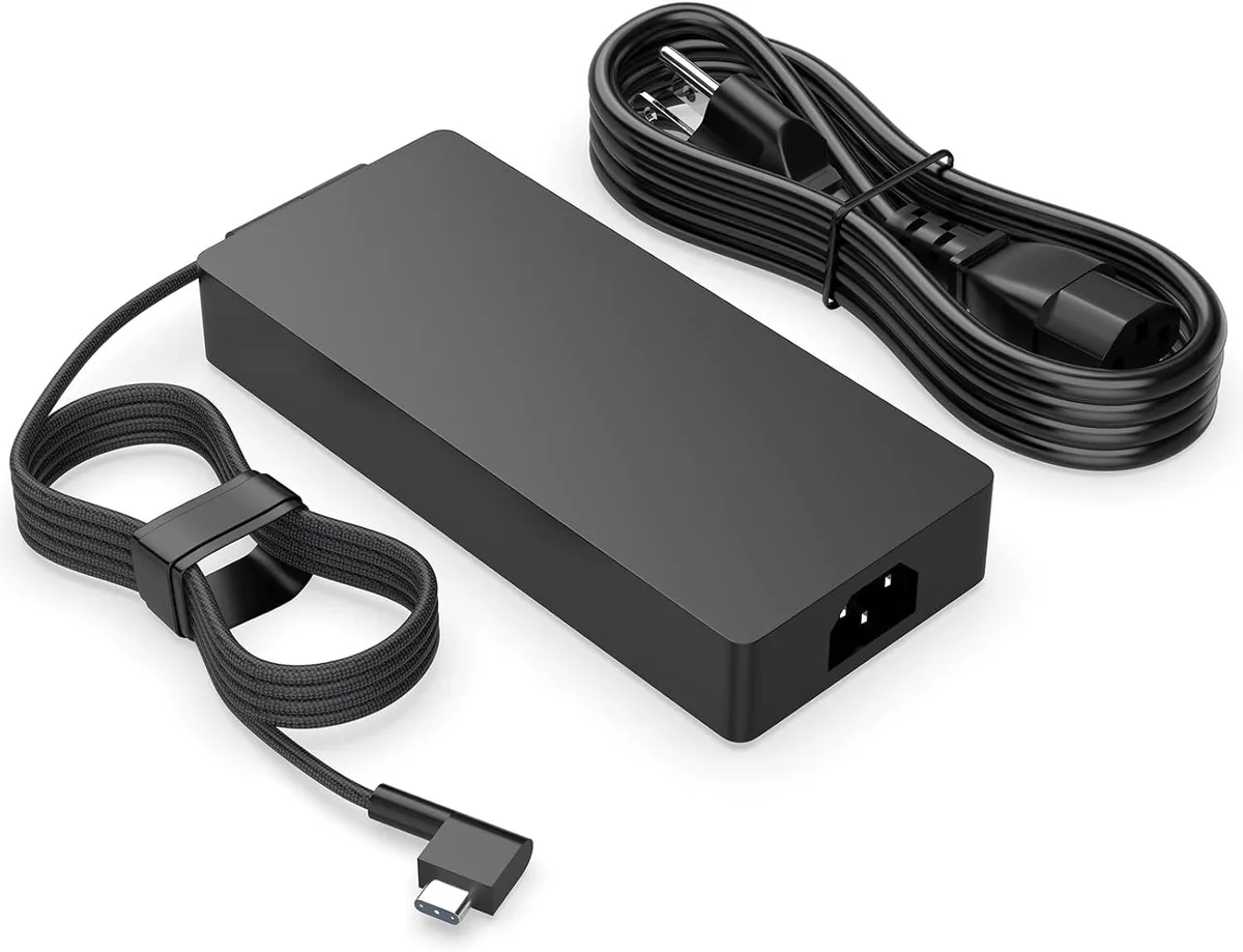 PISKEKAT PISKEKAT 230W 19.5V 11.8A laptop charger for Razer Blade 14 15 16 17 — product photo