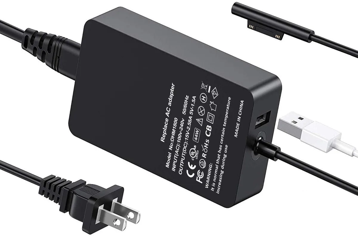myVolts myVolts 44W Surface Charger with USB Port — product photo