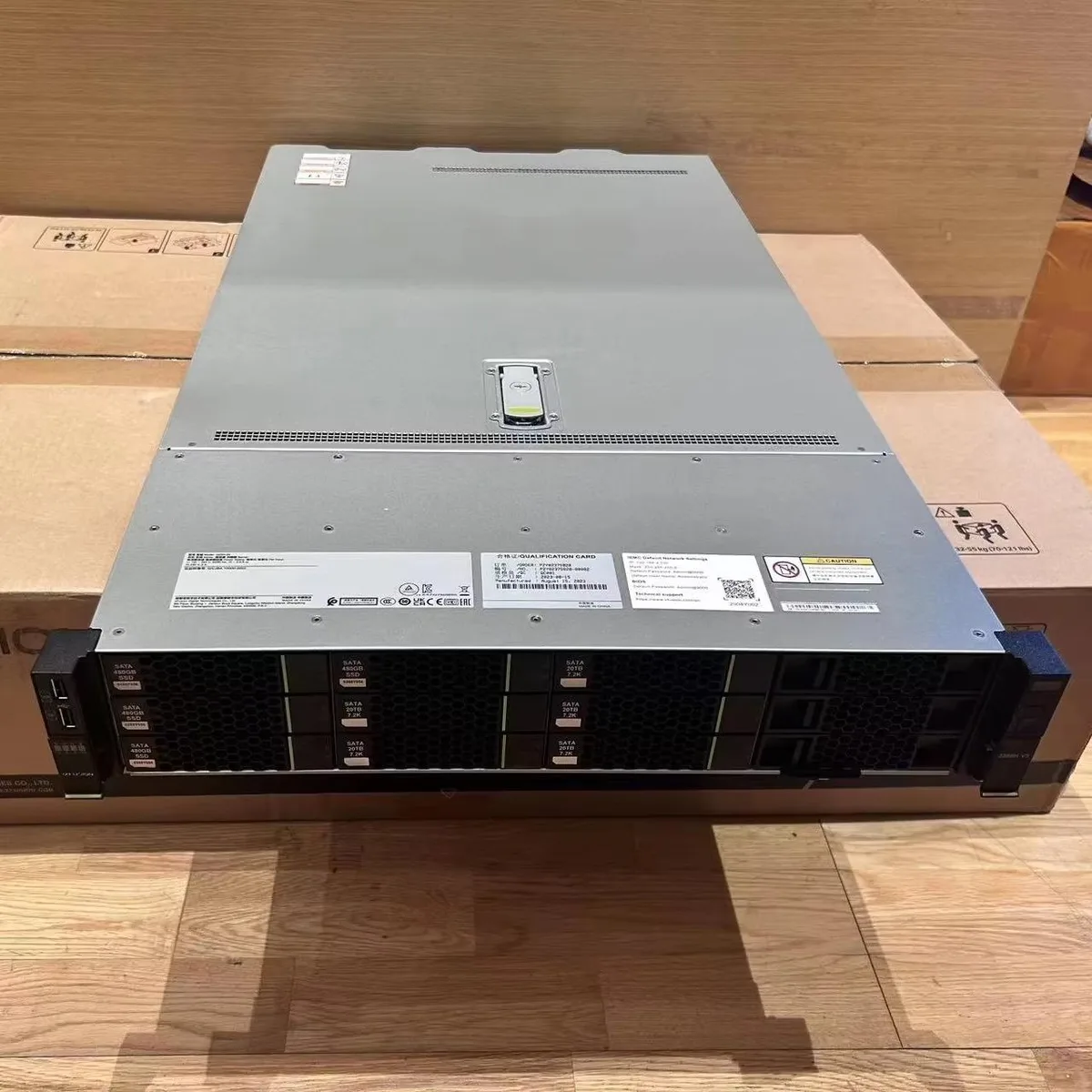 XFusion XFusion 2288HV5 barebone server 8 × 3.5″ bays dual 10GbE — product photo