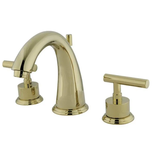 Single-handle kitchen faucet in polished chrome finish