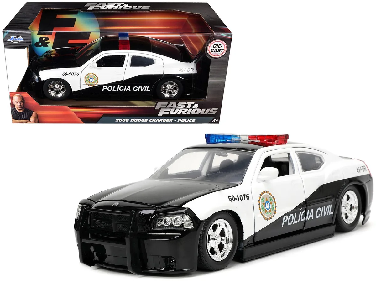 Jada Jada 2006 Dodge Charger Police "Policia Civil" 1/24 Diecast — product photo
