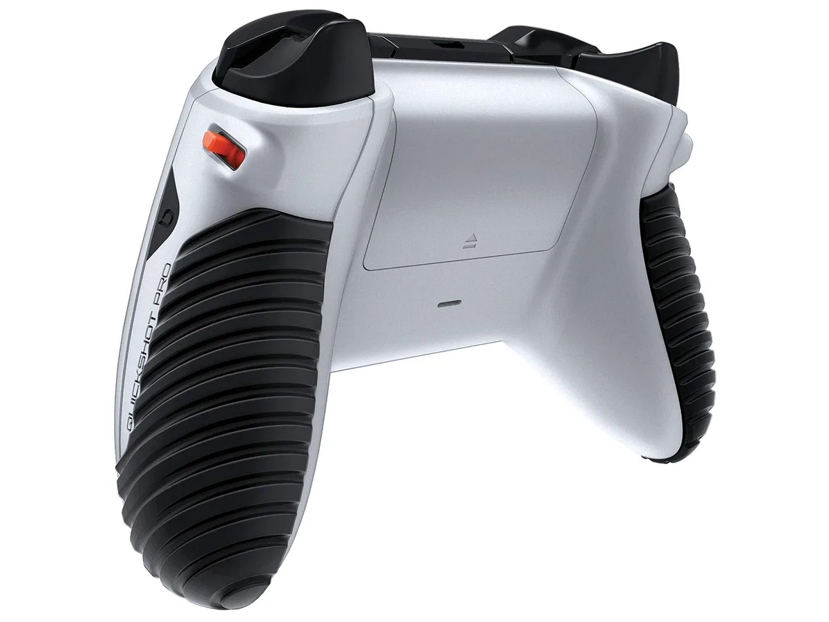 dreamGEAR dreamGEAR BNK-9074 Quickshot Pro Controller for Xbox Series X|S Black / White — product photo
