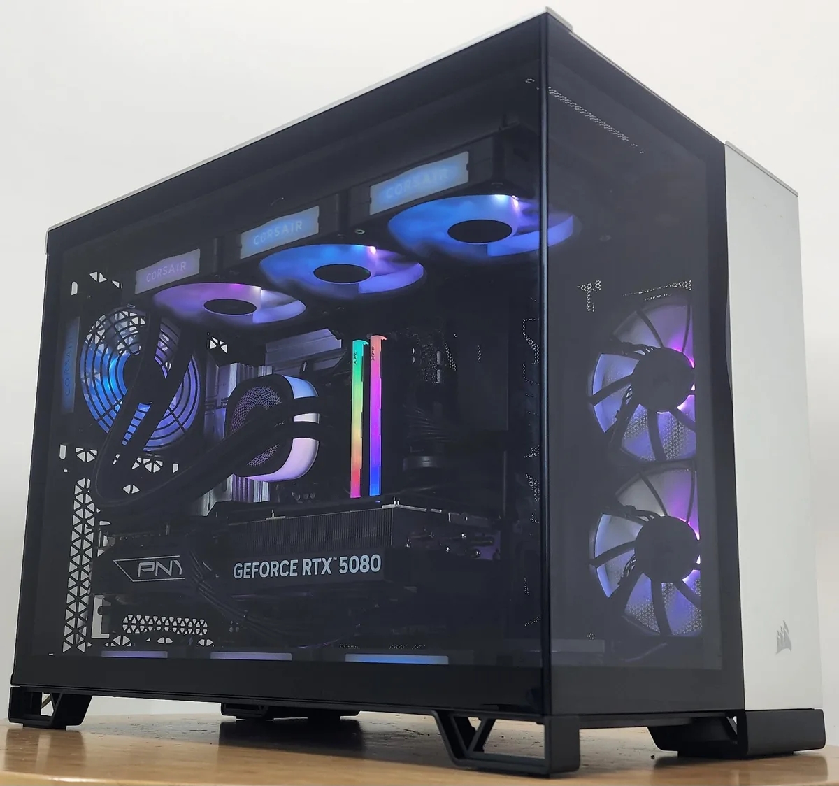 Custom Custom Gaming PC Ultra 9 285K 32GB DDR5 1TB RTX 5080 16GB — product photo