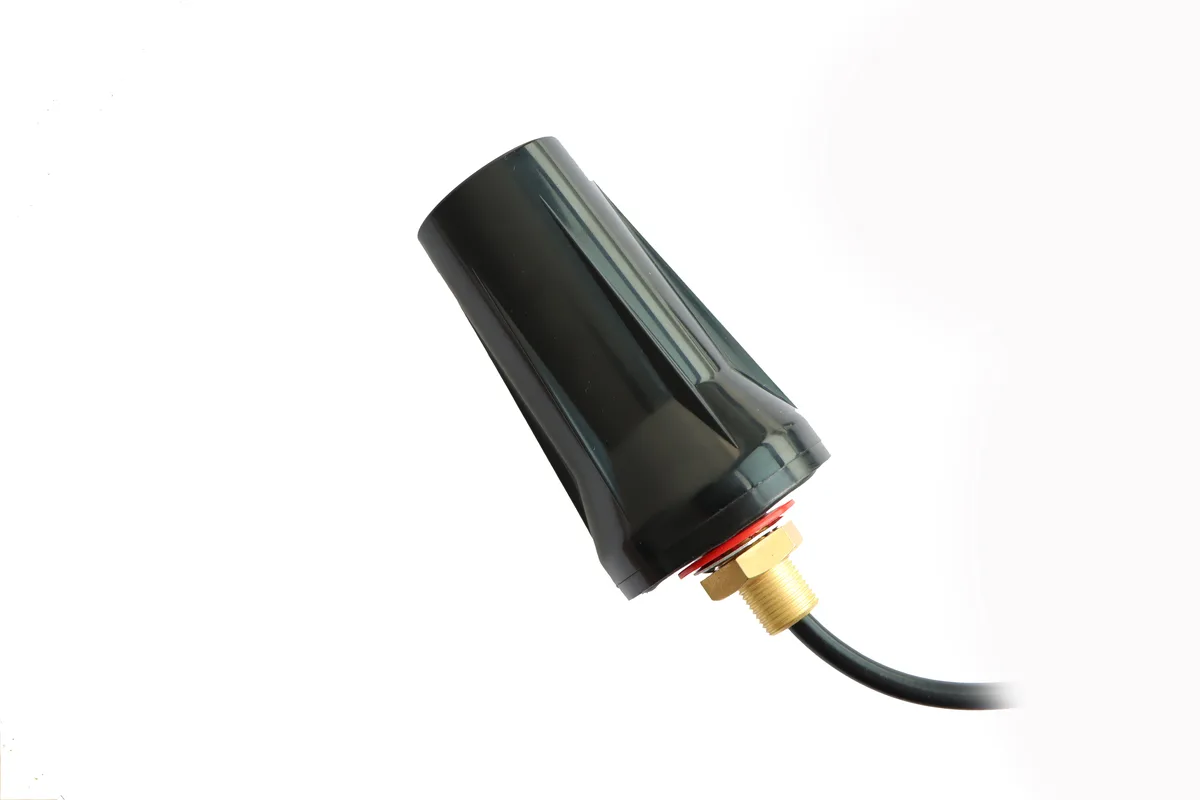Maswell Communication Tech. Maswell Communication Tech. 4G LTE/3G/GSM Antenna 700-2700 MHz Cylinder Screw Mounting — product photo